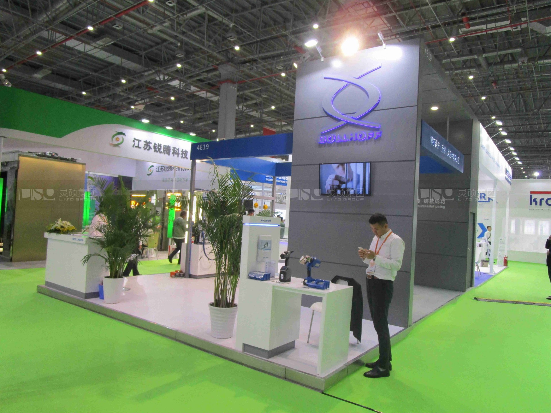 博爾豪夫-電梯展展臺設計案例